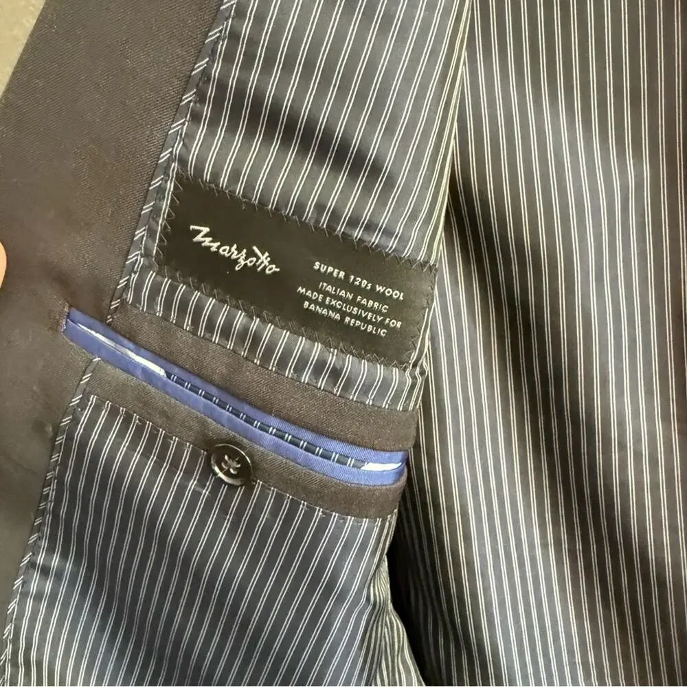 Banana Republic Standard Fit Blazer Size 42L